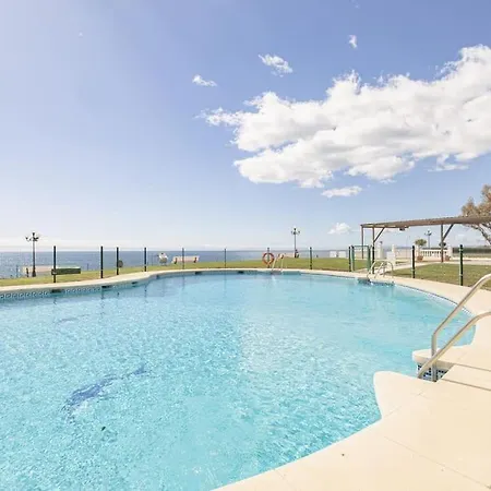 Fantastic Beachfront 3 Bedroom Playa Bella Rdr285 Estepona