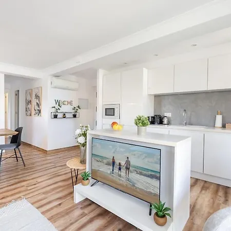 Fantastic Beachfront 3 Bedroom Playa Bella Rdr285 *